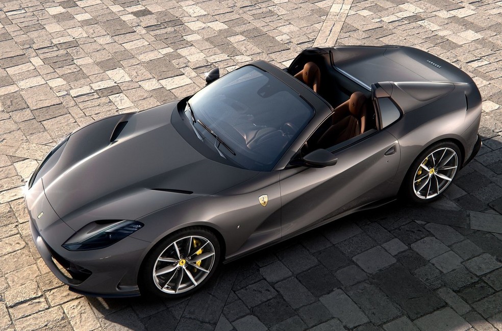 São quatro unidades da Ferrari 812 GTS para pagar IPVA em São Paulo — Foto: Divulgação/Ferrari