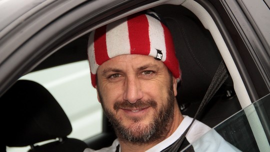 Piloto Ken Block morre aos 55 anos após acidente com moto de neve