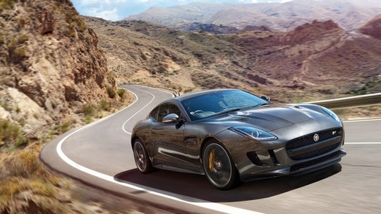 Jaguar F-Type com tração integral chega ao Brasil por R$ 687.700 
