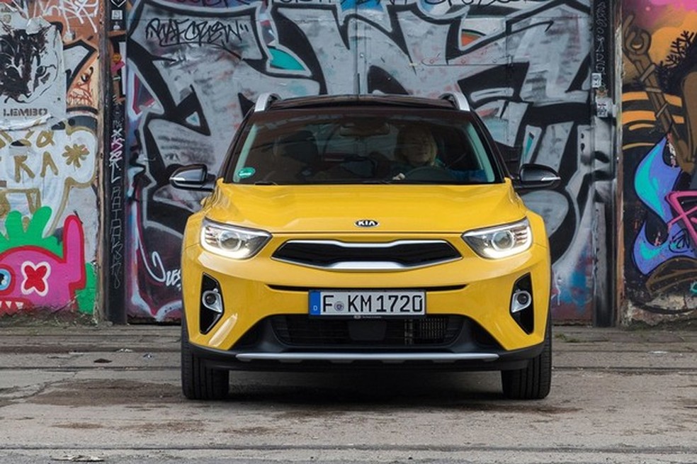Estilo está alinhado com os Kias mais recentes e inclui faróis com luzes diurnas de leds (Foto: Divulgação) — Foto: Auto Esporte