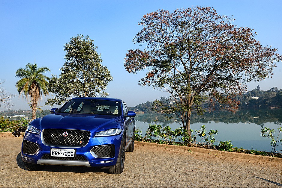 Jaguar F-Pace