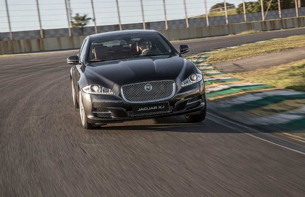 Jaguar XJ (Foto: Divulgação) — Foto: Auto Esporte