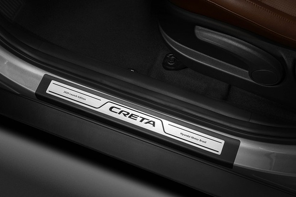 Versão limitada de lançamento tem soleira exclusiva (Foto: Divulgação) — Foto: Auto Esporte