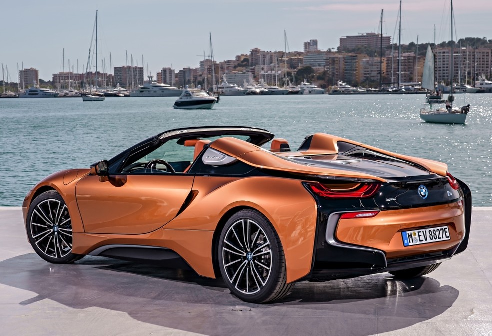 BMW i8 Roadster — Foto: Divulgação/BMW