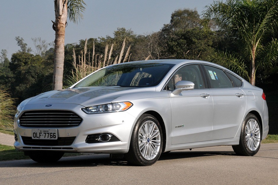Ford Fusion Hybrid: com gasolina, ele aferiu  16,8 km/l na cidade e 14,7 km/l na estrada