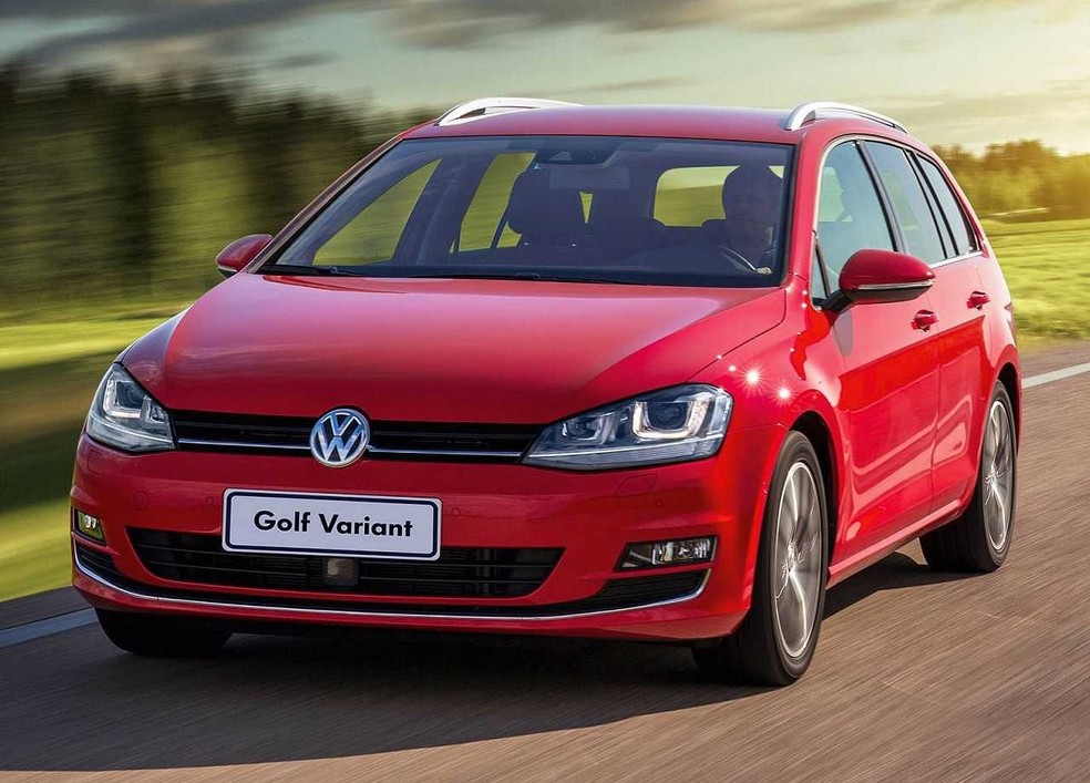O Volkswagen Golf Variant tem porta-malas de 605 litros — Foto: Divulgação