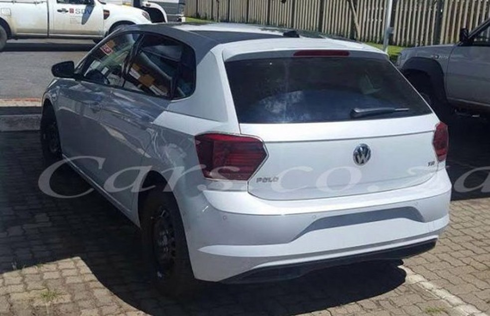 Novo Volkswagen Polo é flagrado sem disfarces (Foto: Reprodução) — Foto: Auto Esporte
