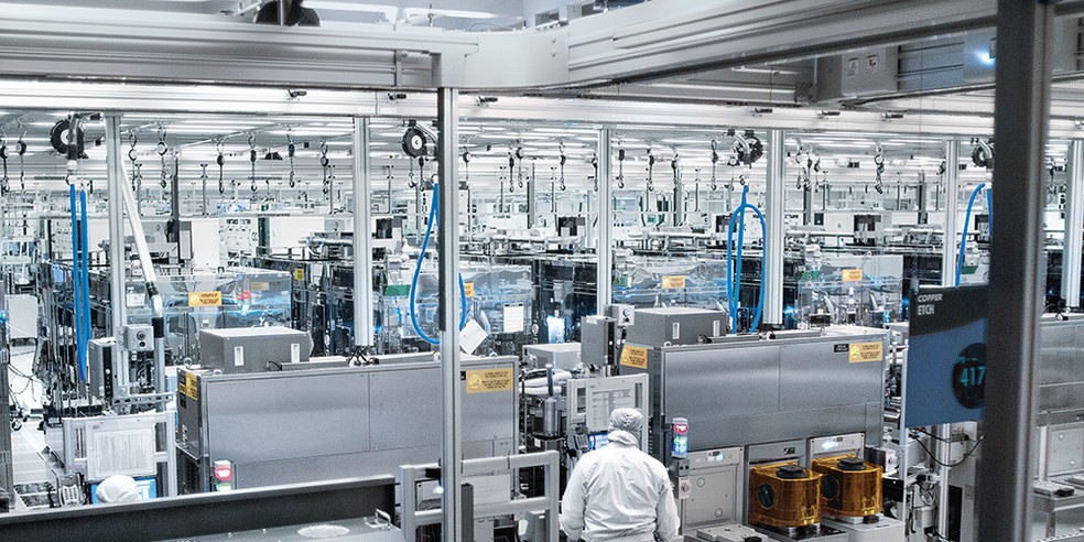 Intel é uma das principais empresas do mundo na produção de componentes eletrônicos — Foto: Divulgação