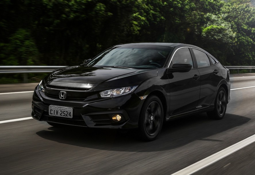 Honda Civic Sport é a versão de acesso com visual esportivo