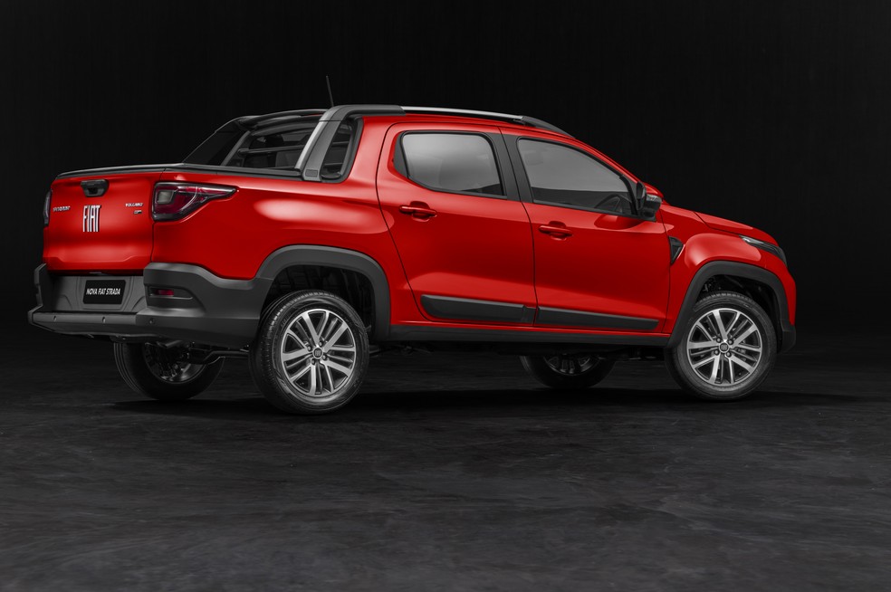 Fiat Strada Volcano ocupa posto de topo de linha da nova geração — Foto: Divulgação/Fiat