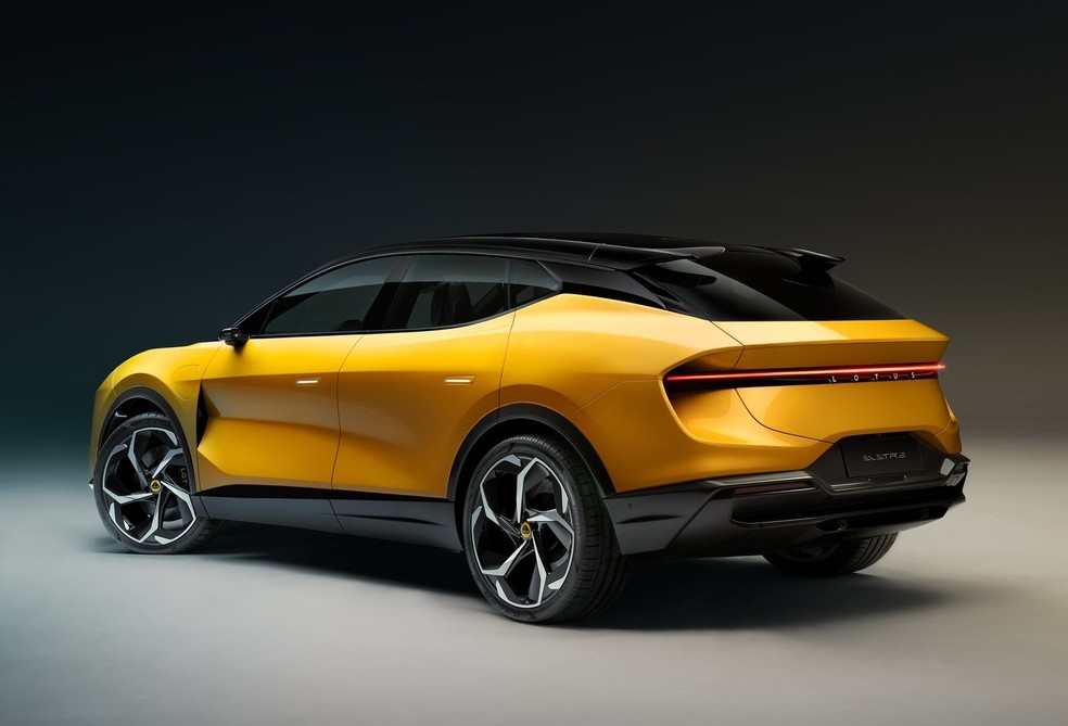 Lotus Eletre chega ao mercado europeu em 2023 — Foto: Divulgação