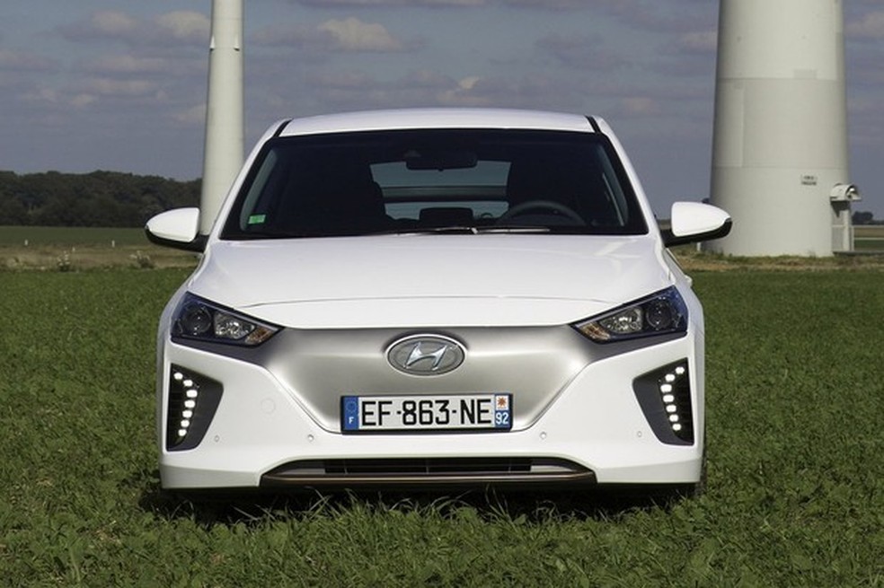 A frente do Ioniq elétrico dispensa a grade filetada (Foto: Divulgação) — Foto: Auto Esporte