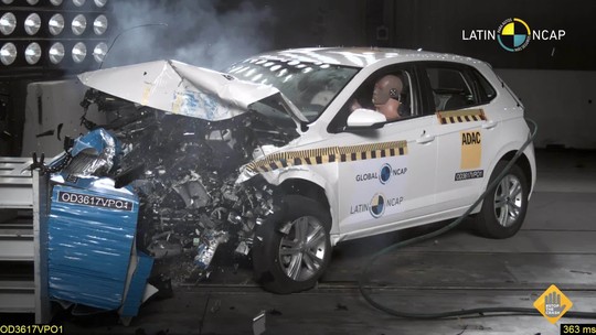 Volkswagen Polo e Toyota Corolla recebem 5 estrelas em teste de colisão