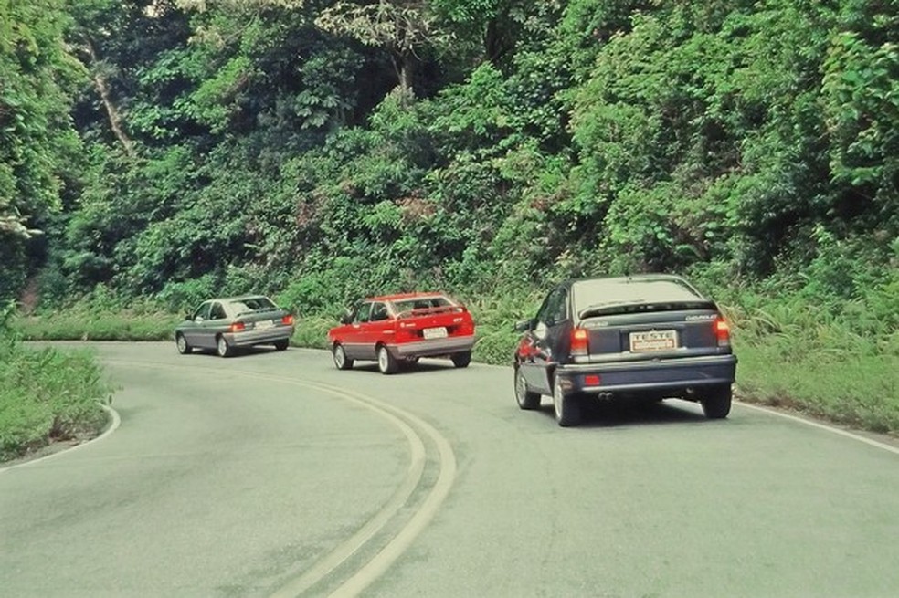 Escort é o úncio que acomoda duas pessoas no banco traseiro (Foto: José Wittner) — Foto: Auto Esporte