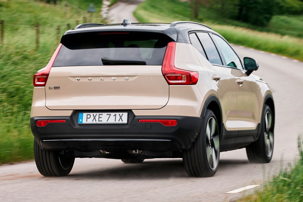Volvo EX40: SUV muda nome, mas não o visual — Foto: Divulgação