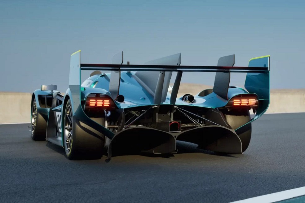 Aston Martin Valkyrie só perdeu alguns aparatos técnicos utilizados no automobilismo — Foto: Divulgação
