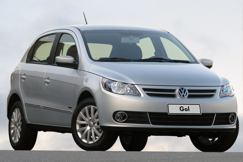 O Volkswagen Gol pós-facelift de 2019 é vendido a partir de R$ 44.800 no Mercado Livre.  — Foto: Divulgação/Volkswagen 