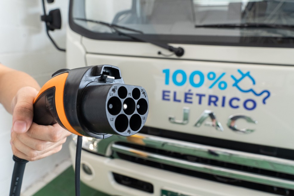 Caminhão elétrico da Jac promete custo com abastecimento até 4 vezes mais baixo do que similares a diesel — Foto: Fábio Tito/G1