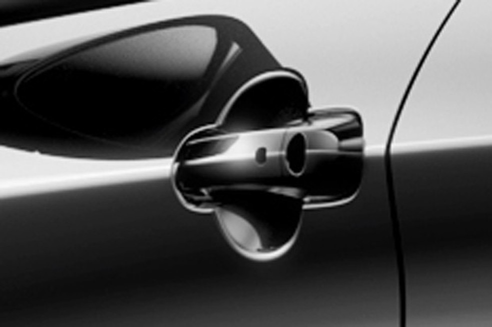 Maçaneta do Fiat Argo revela que versões mais caras terão chave presencial (Foto: Divulgação) — Foto: Auto Esporte