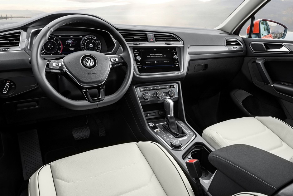 Interior do Tiguan Allspace investe em materiais macios ao toque
