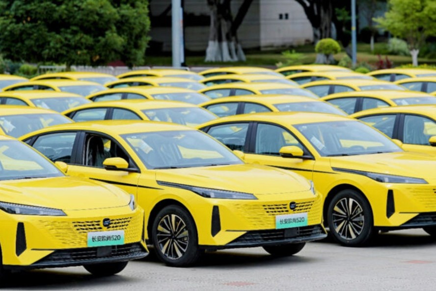 Changan Oshan 520 tem tecnologia da CATL que permite troca de baterias em menos de dois minutos