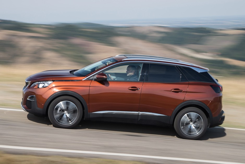 Peugeot 3008 tem dinâmica acertada e números de desempenho bons para a classe