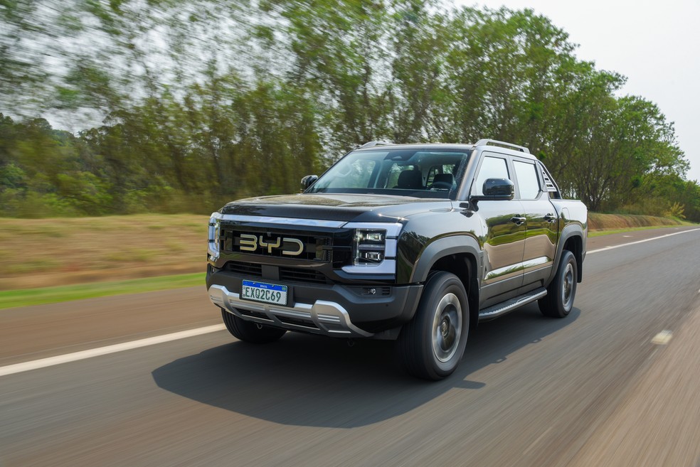 Rival da Fiat Strada pode fazer parte da família de picapes Shark — Foto: Murilo Góes/Auto News Brasil