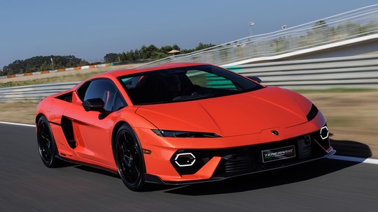 Teste: Lamborghini Temerario troca V10 por V8 híbrido para seguir existindo