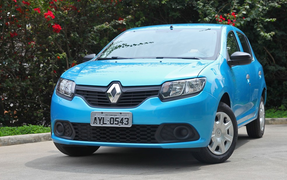 Renault Sandero é chamado para recall no Brasil — Foto: Peter Fussy/G1