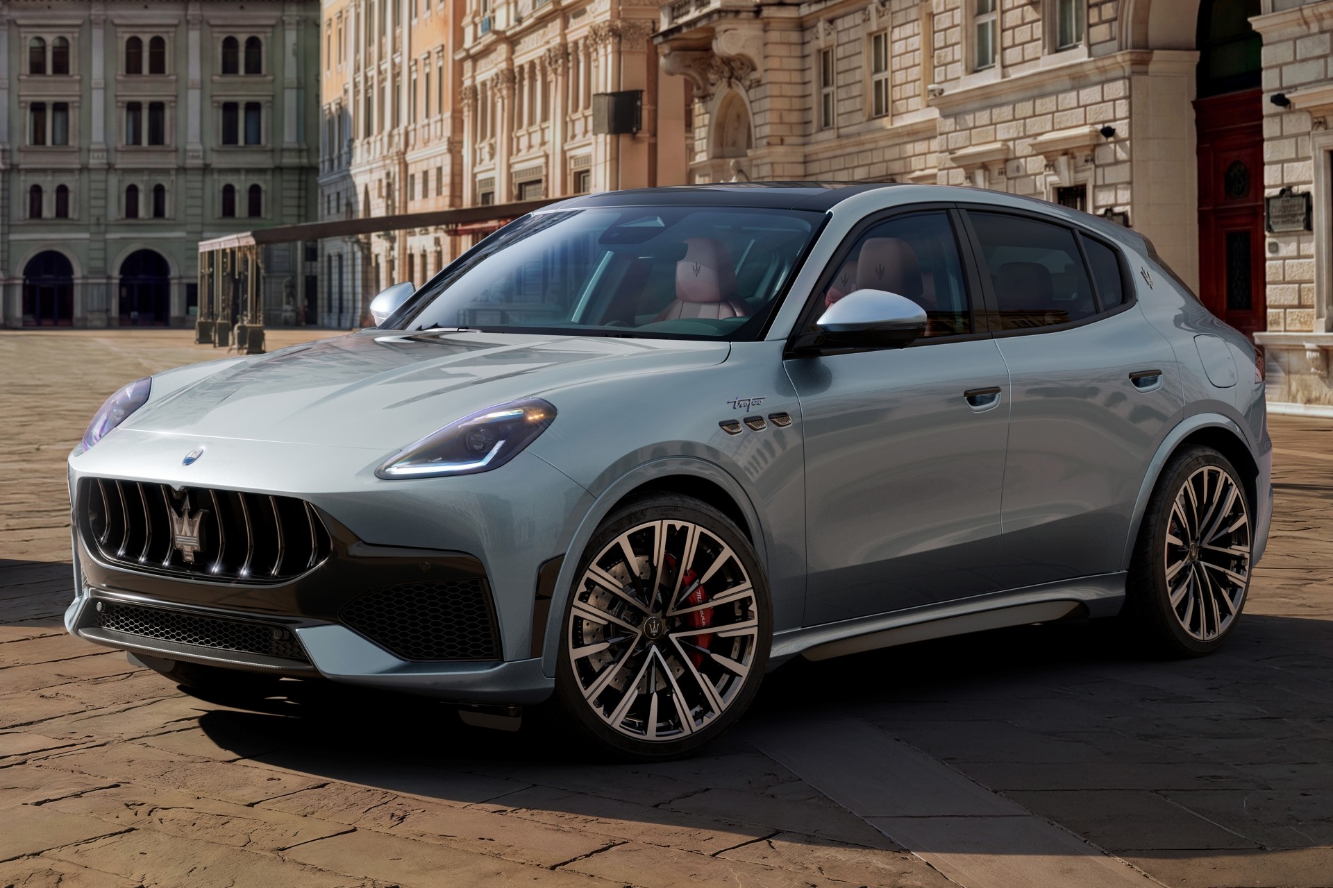 Maserati chinesa? Stellantis negocia usar plataforma de JAC em marca de luxo