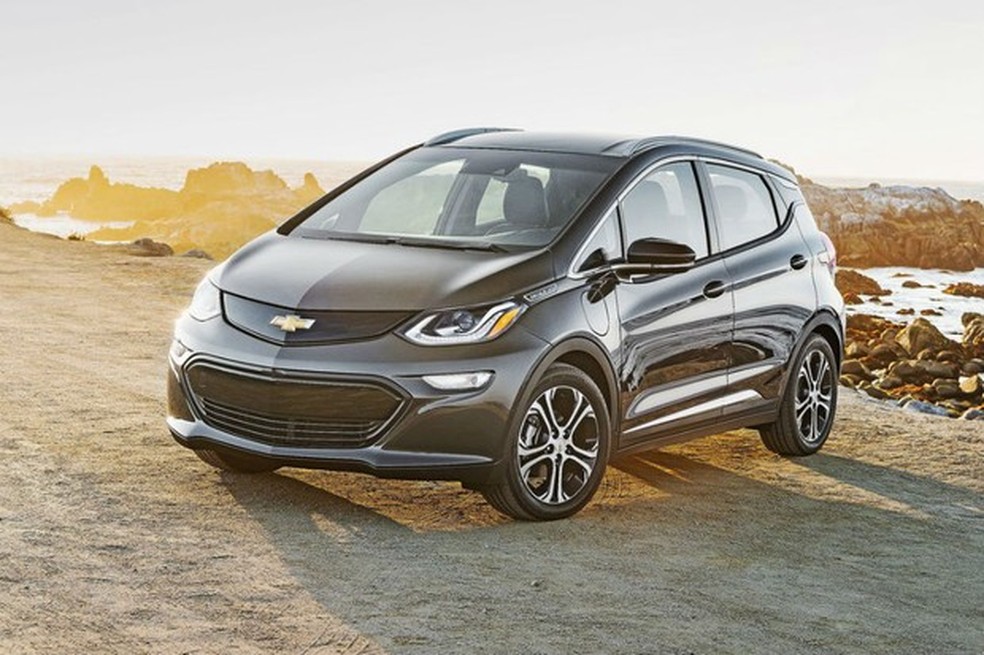 Chevrolet Bolt vira carro de polícia no Espírito Santo - Revista Carro