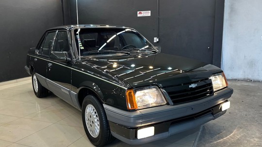 Achado usado: Chevrolet Monza 500 EF à venda por R$ 100 mil parece 0 km