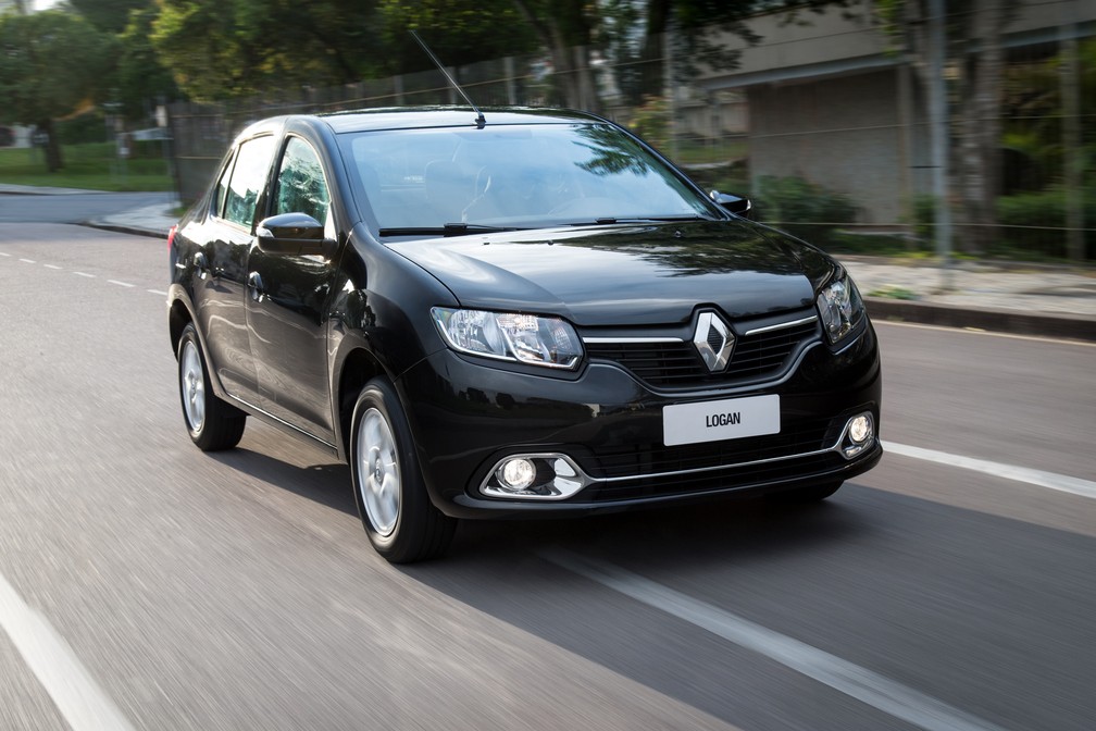 Renault Logan — Foto: Divulgação