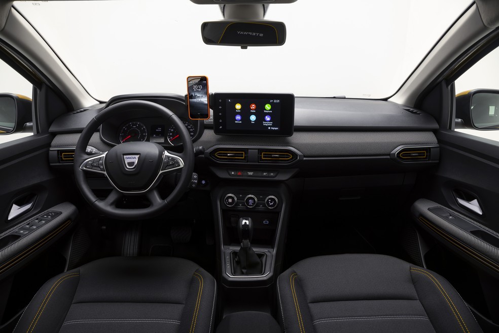 Dacia Stepway — Foto: Divulgação/Renault