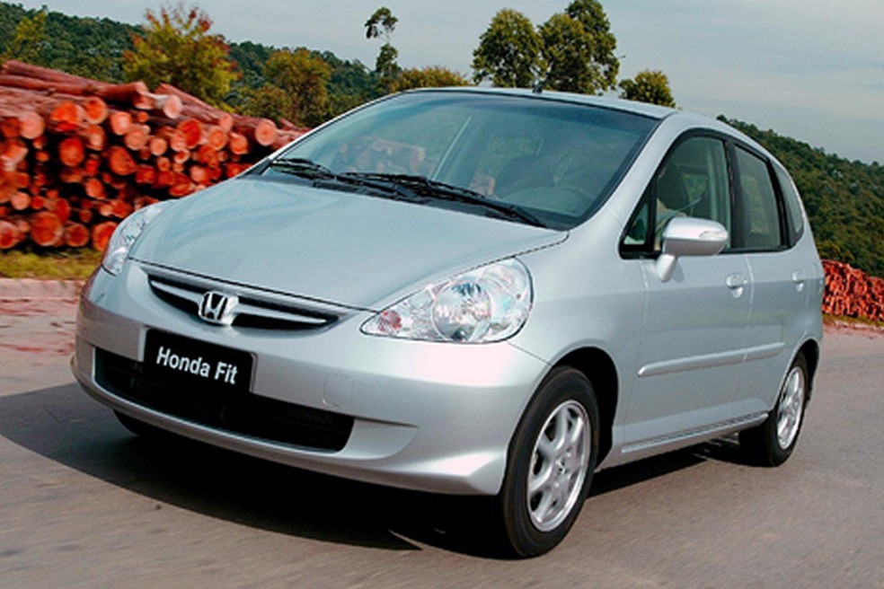 Honda Fit de primeira geração é encontrado a bons preços no mercado de usados — Foto: Divulgação