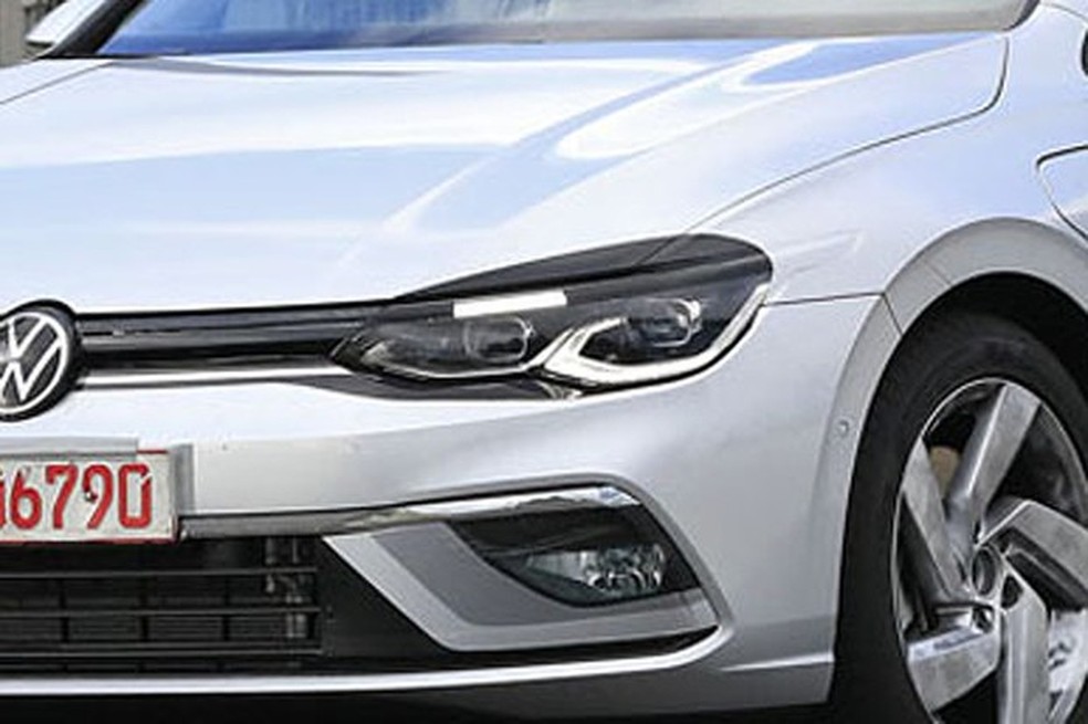 Faróis podem ter contornos com LEDs. A conferir (Foto: Automedia) — Foto: Auto Esporte
