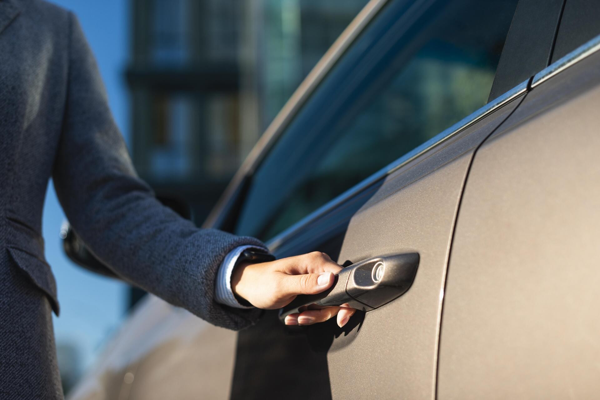 5 maçanetas automotivas para deixar seu carro mais bonito e funcional