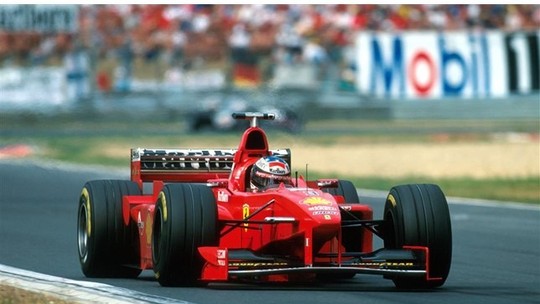 Ferrari usada por Schumacher na temporada de 1998 da F1 está à venda por R$ 23,3 milhões