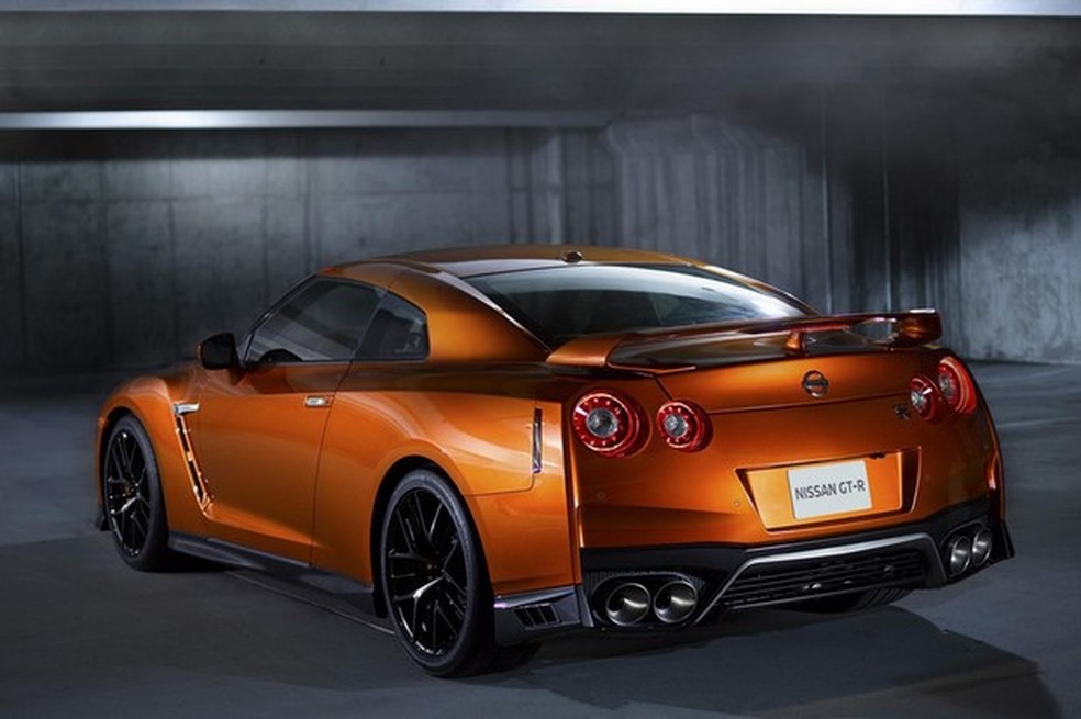 Nissan GT-R 2017 (Foto: Divulgação) — Foto: Auto Esporte