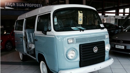 "Encalhada" nas lojas, Kombi Last Edition é vendida com desconto 