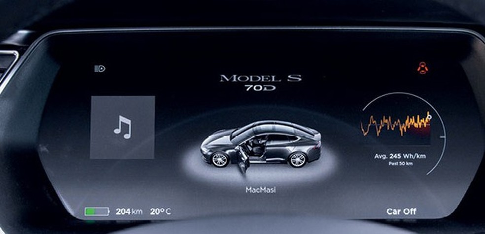 O painel de informações e controle do Tesla Model S (Foto: Rafael Paixão) — Foto: Auto Esporte