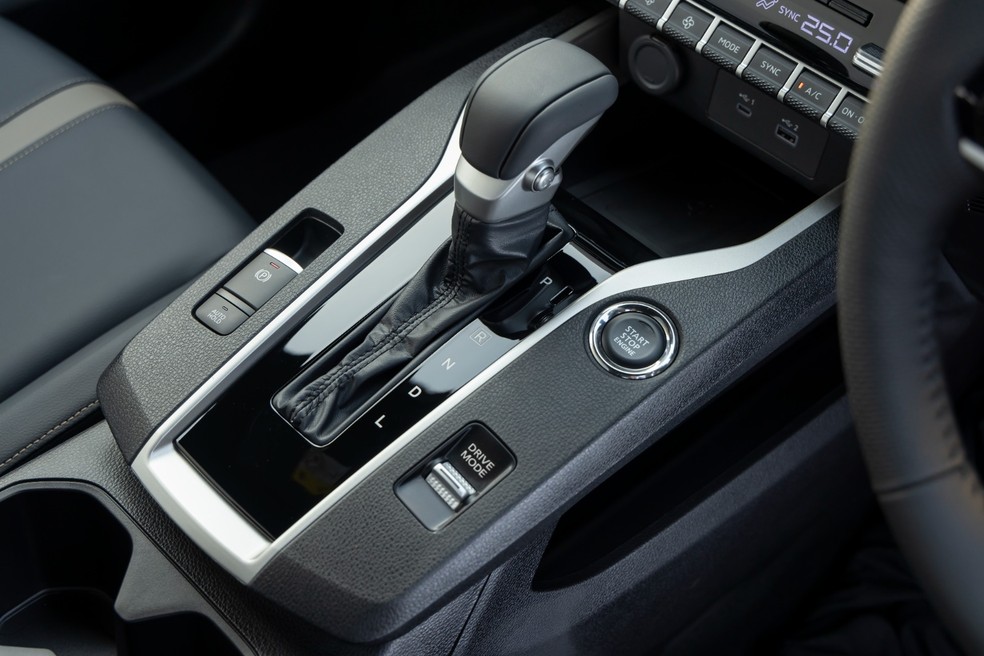Mitsubishi Xforce - câmbio CVT — Foto: Divulgação