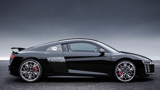 Audi cria R8 em homenagem a Final Fantasy por mais de R$ 1,6 milhão