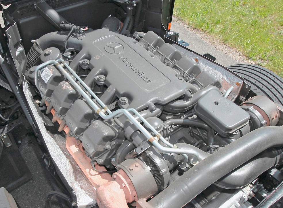 Há estudos para combinar etanol e diesel em motores a combustão — Foto: Divulgação