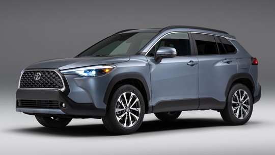 Toyota Corolla Cross 2022 chega aos EUA mais equipado que o brasileiro e custando menos que um VW T-Cross