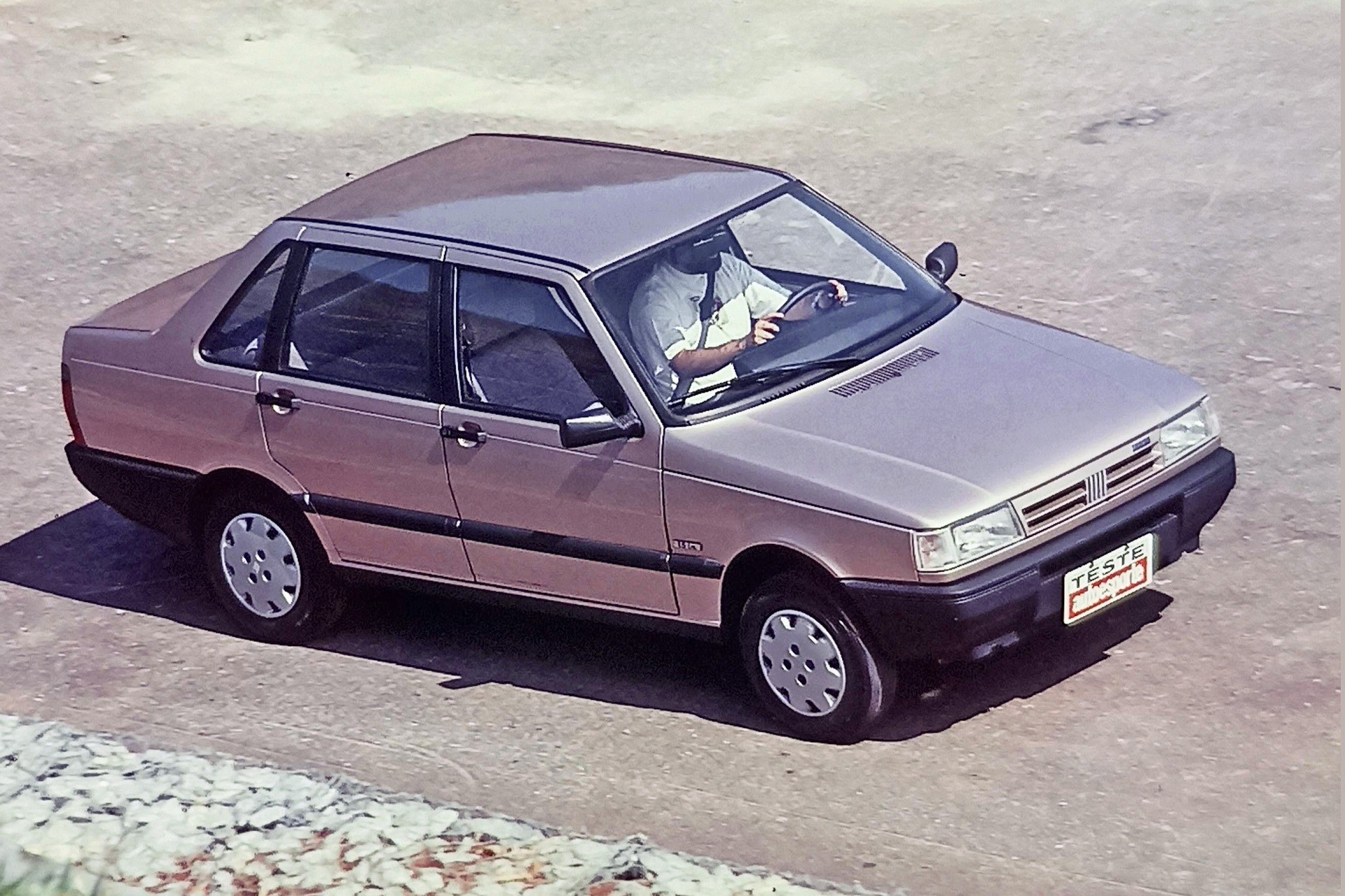 Fiat Prêmio inovou ao popularizar injeção eletrônica nos sedãs nacionais