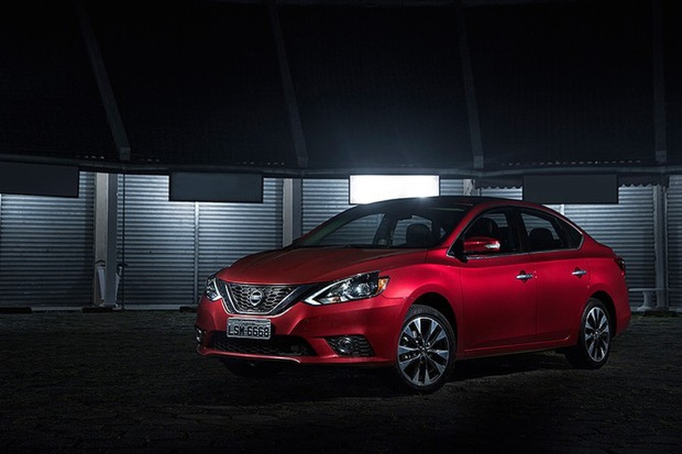 Nissan Sentra 2017 (Foto: Fabio Aro/Auto News Brasil) — Foto: Auto Esporte