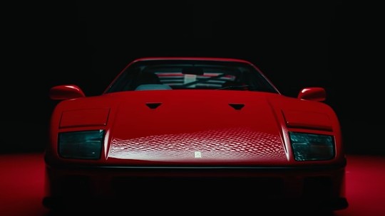 Fã da Ferrari, cantor colombiano J Balvin lança single inspirado na F40 de sua coleção