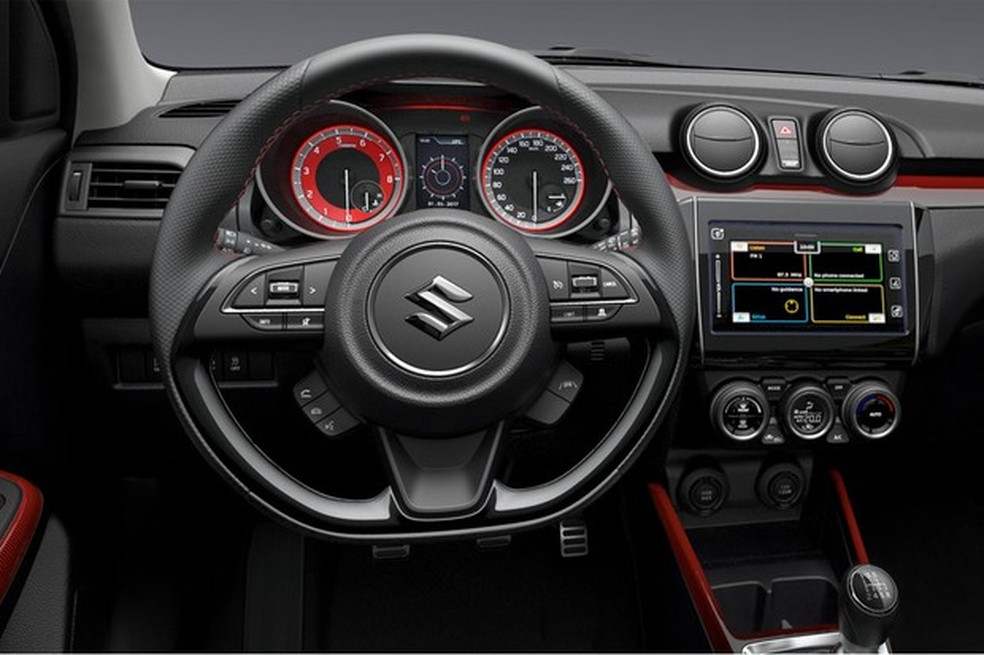 Painel do Swift Sport tem detalhes vermelhos (Foto: Divulgação) — Foto: Auto Esporte