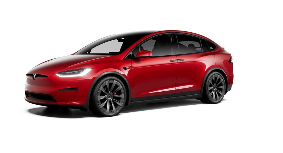 O SUV elétrico Model X segue a mesma linha do sedã: novo interior e sem alterações visuais — Foto: Divulgação